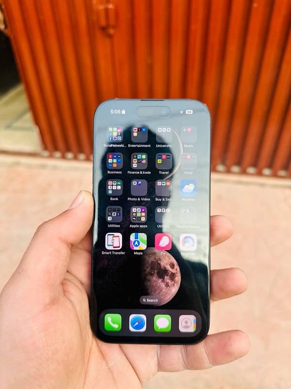 iPhone 15 (Black) Like New Condition LLA/JV 8