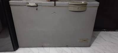 Dawlance deep freezer for sale