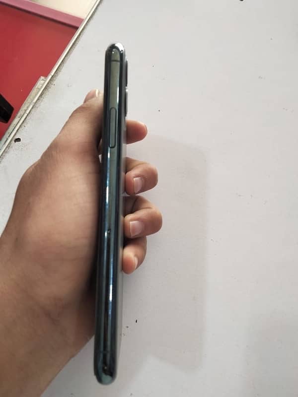 Iphone 11 pro dual PTA Approved 6