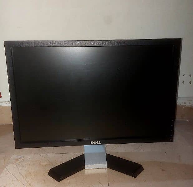 2X 19 Inch LCD's 0