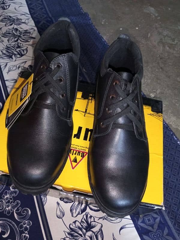 safety leather shoes size 43 3