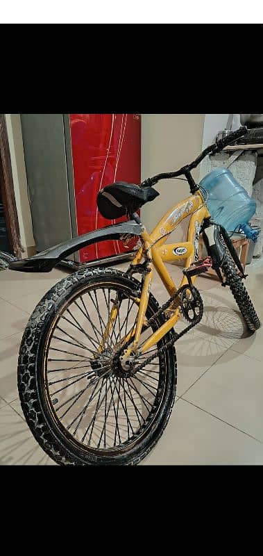 used like new bicycle 0