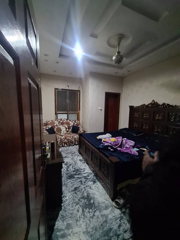 5MARLA CENTER PORTION MARBLE FLOORING FOR RENT IN ALLAMA IQBAL TOWN 8