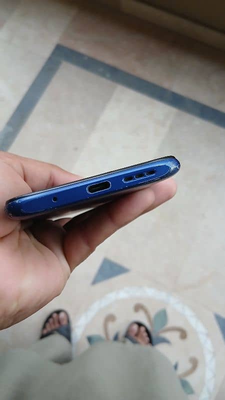 Xiaomi Poco M3 - Screen cracked but working fine 8