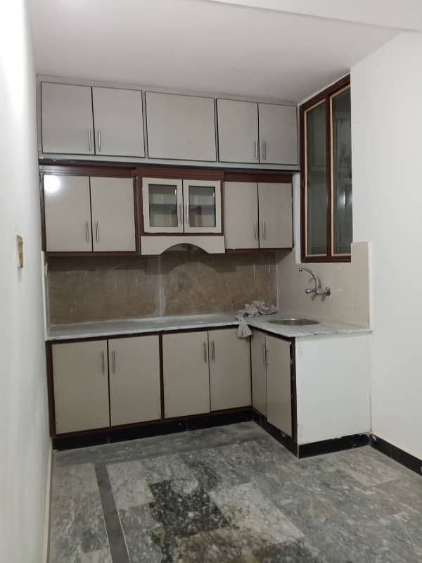 Sherfabad rod 3.5 Duble Story House For Rent Near by 4B Dwa chok 1