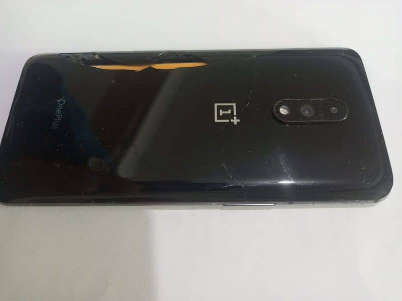 OnePlus7 condition 10/8 back Toti hui ha 2