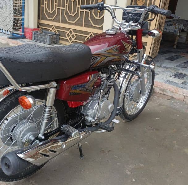 Honda Cg 125 2024/25 3