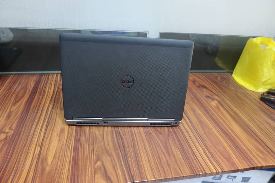 Dell Precision 7520 Laptop/Workstation Ci7 16GB 512GB SSD,Touch Screen 7