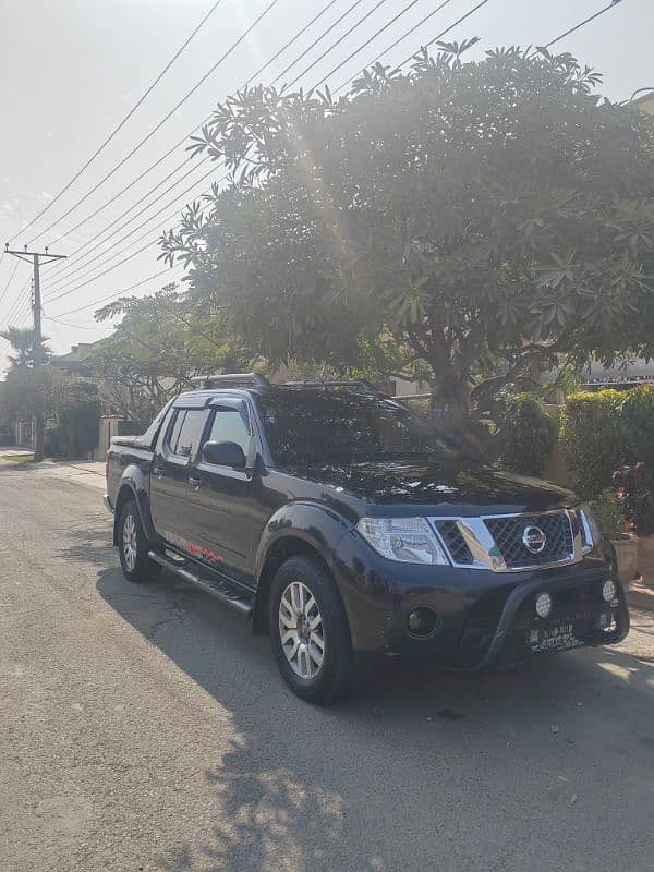 Nissan Navara 2014 outlaw 1