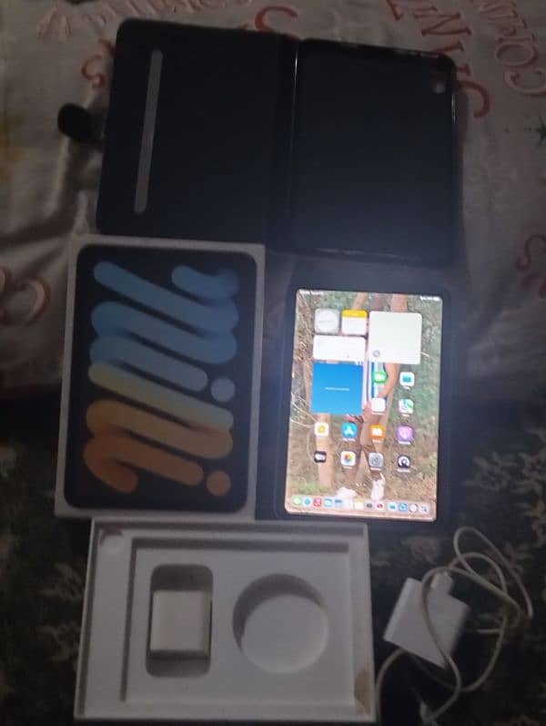 i pad mini. 6 12