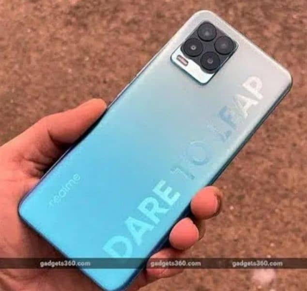 Realme 8 Pro 8+8 GB Ram and 128 GB Memory 4