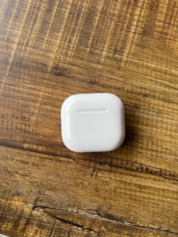 airpods 4 0