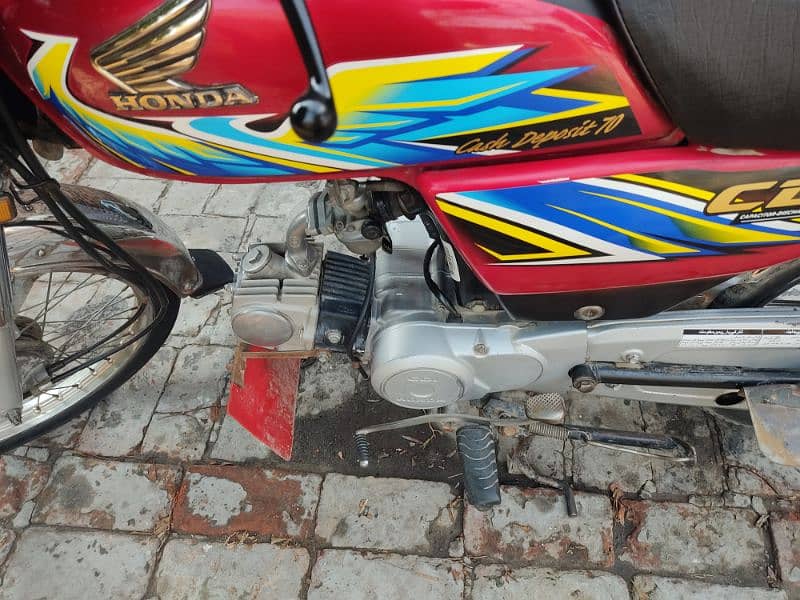 Honda CD 70 2021 6