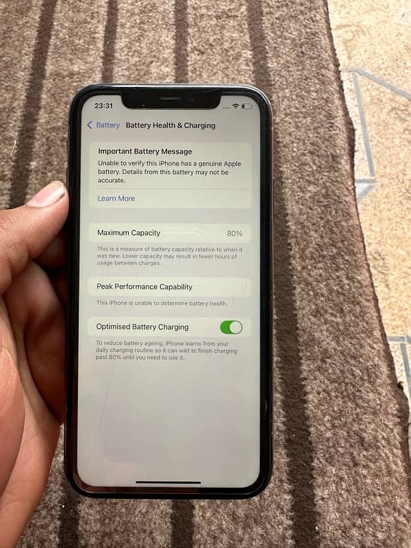 IPHONE  11 64 GB FACTORY UNLOCK 6