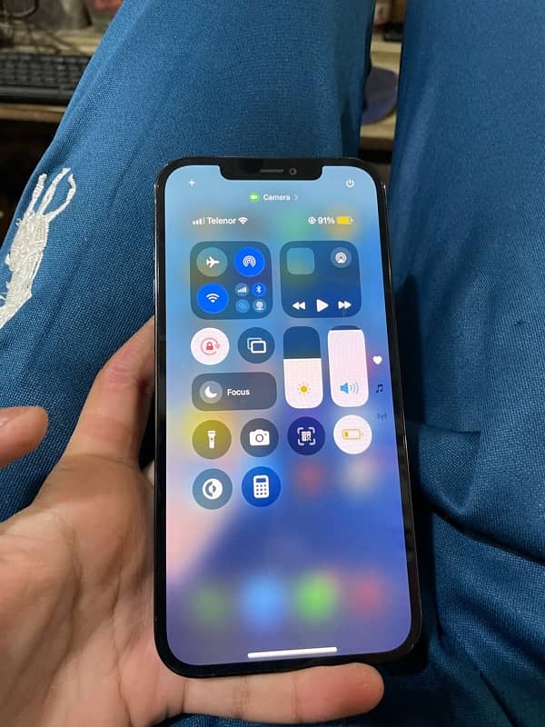 IPHONE 12 pro max nonptaa 5