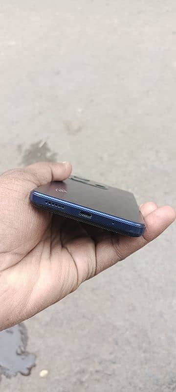 itel A60s 4+4 8Gb128agb full box 2