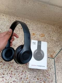 p47 wireless headphones