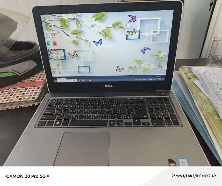 urgent for sale laptop  with Graphics card 2GB 11