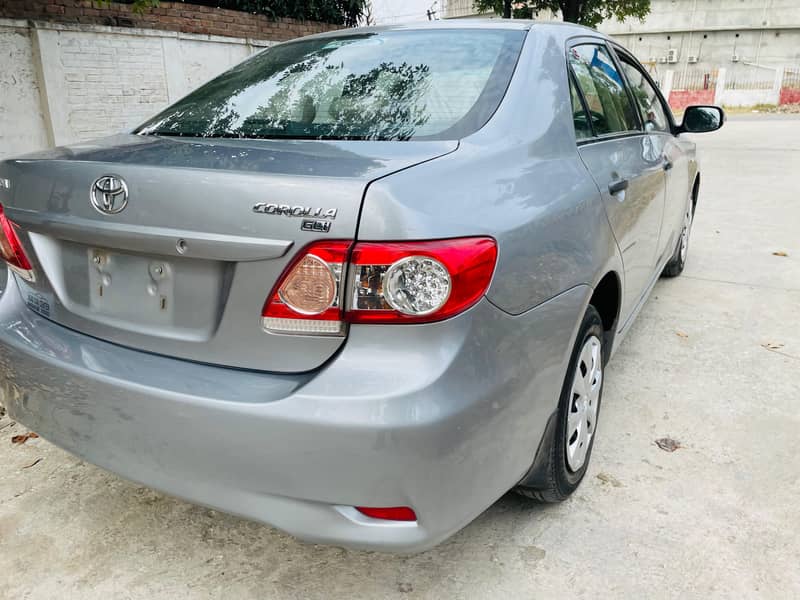 Toyota Corolla GLI 2011 8