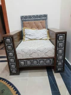 5 settar sofa set avilabal 03077229501