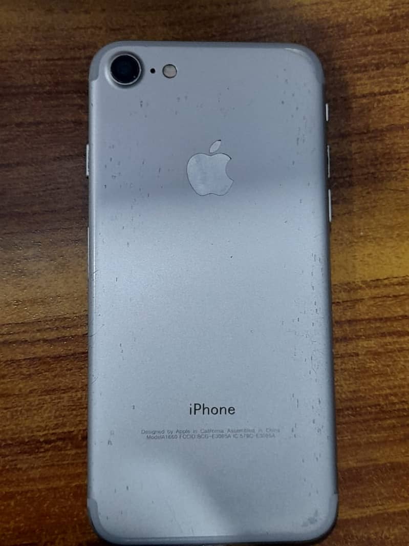 Apple iPhone 7 32gb Pta approved 1