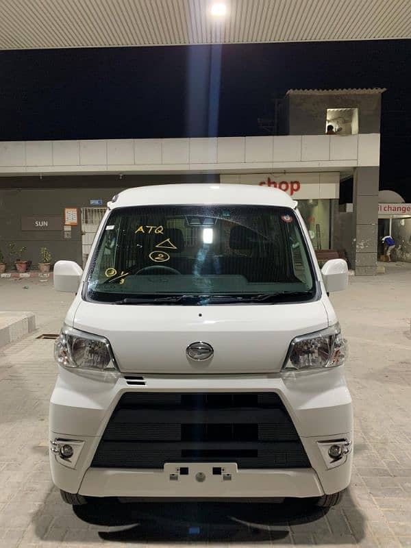 Daihatsu Hijet 2019 3