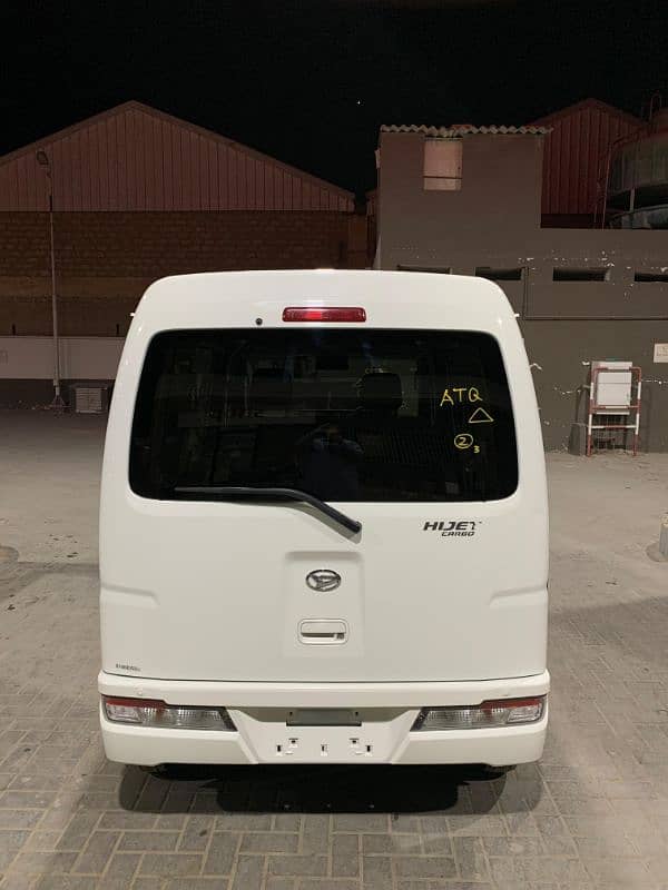 Daihatsu Hijet 2019 5