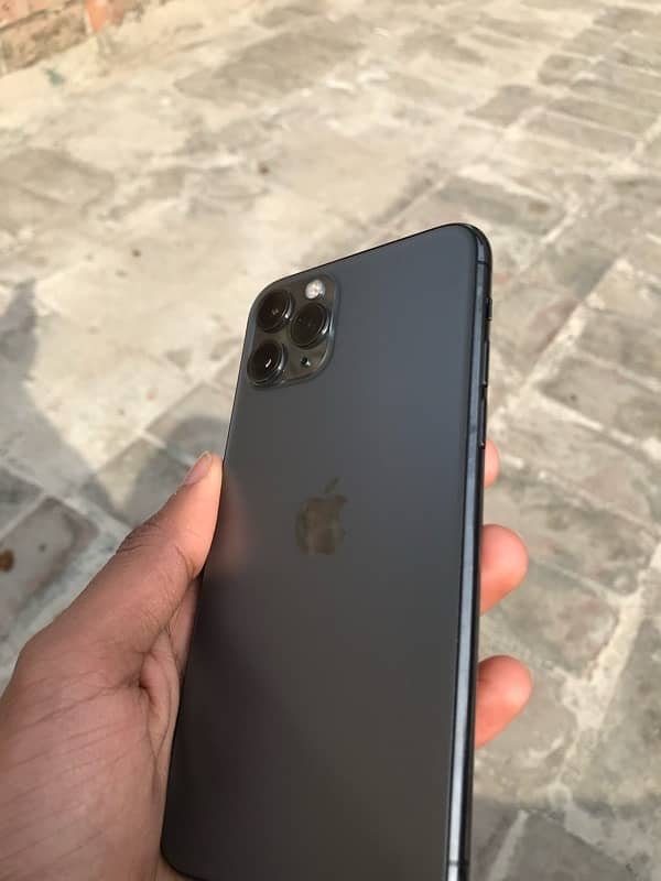 Iphone 11 pro non pta with original box 2