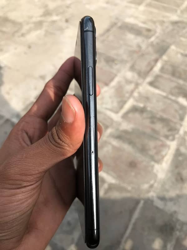 Iphone 11 pro non pta with original box 3