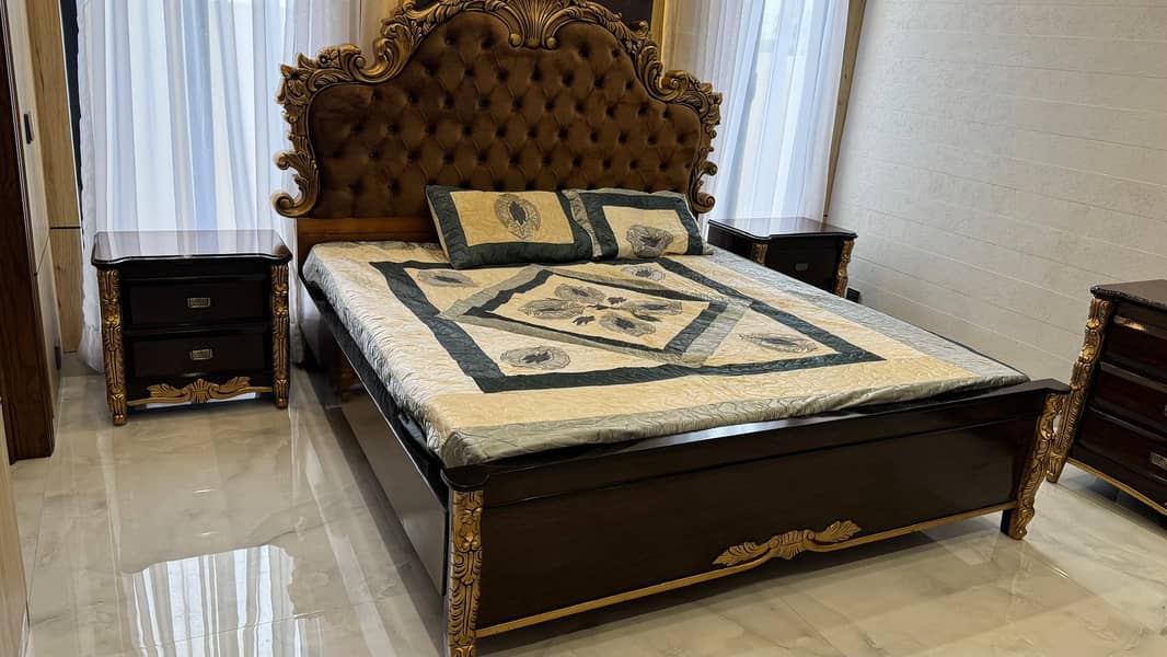 Modern King Size Bed Set/ Large Mirror/Mattress/ Dressing Table 5