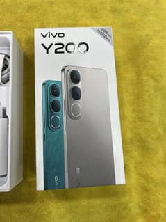 vivo y200   10 BY 10 ALL OK JUST BUY AND USE