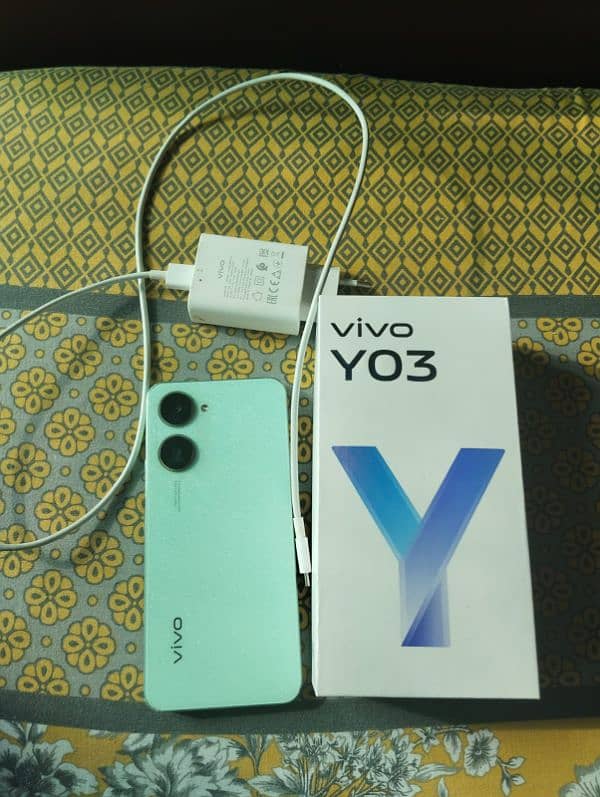 Vivo y03 4+4 ram 64 gb memory 0