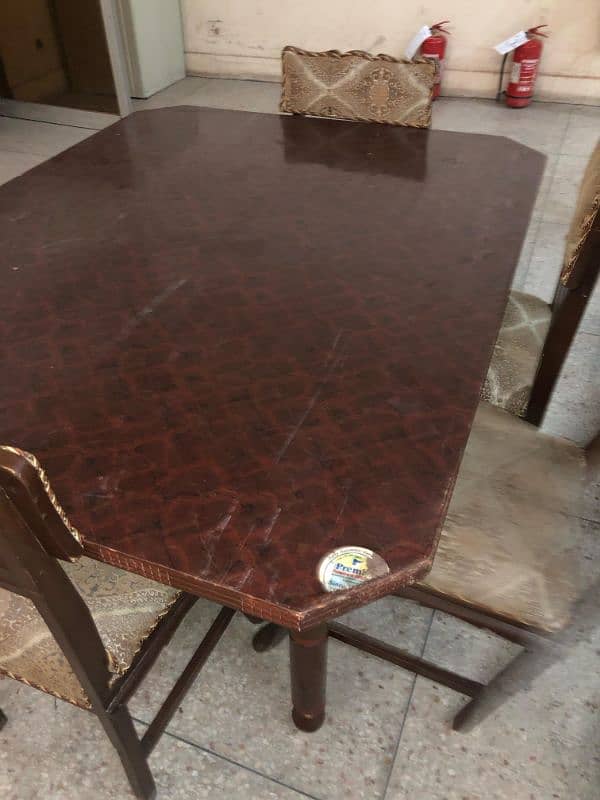 Dining table with Chairs 1