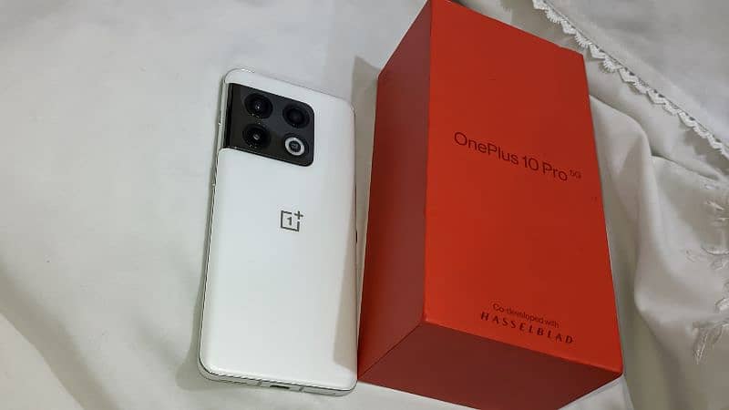 OnePlus 10 Pro Panda Non PTA Complete Box 1