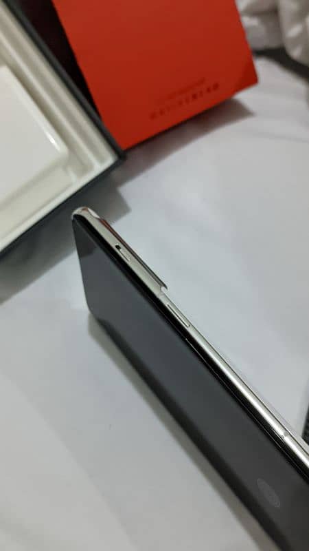 OnePlus 10 Pro Panda Non PTA Complete Box 2