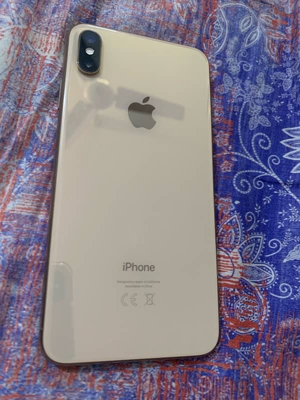 XS Max 256 GB, Dual Physical SIMS with box and all accessories. 10/10 7