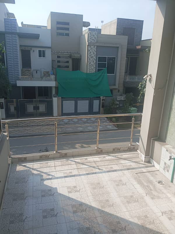 5 Marla House For Sale in Bahria Town Lahore. 24