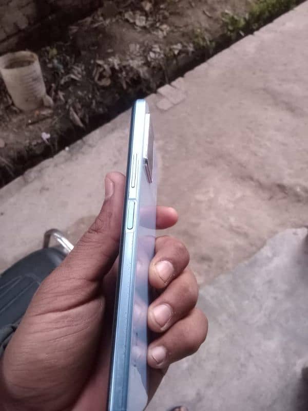 vivo y33s condition 10/9 all ok 0