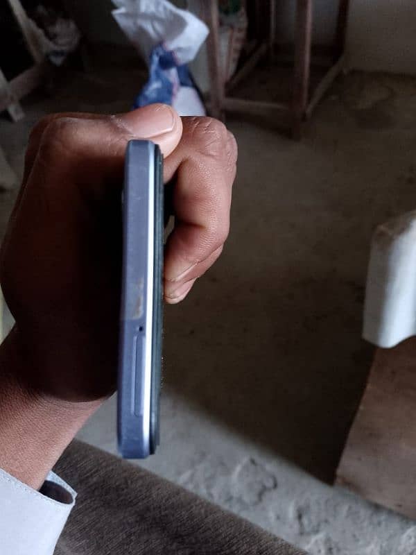 vivo y 17 s 4/128 condition 10/10 4