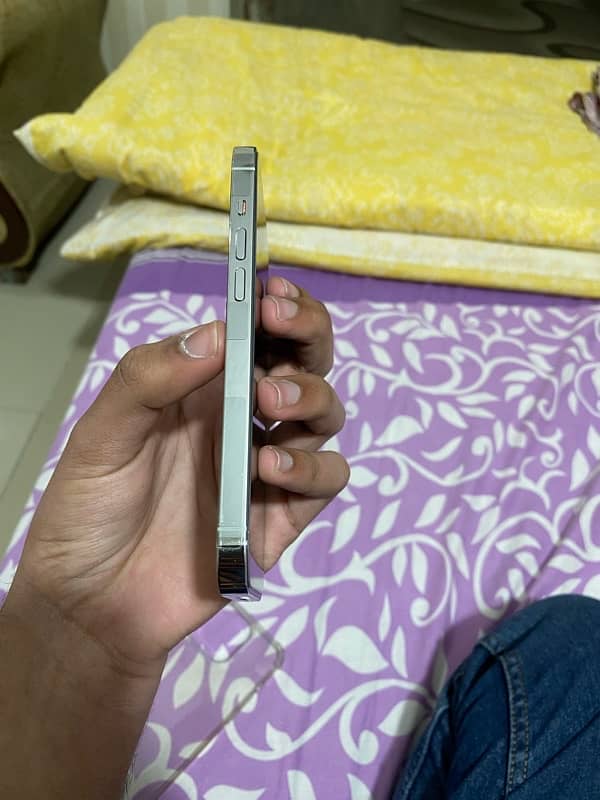 Iphone 14 Pro 128GB Non PTA JV read add 3