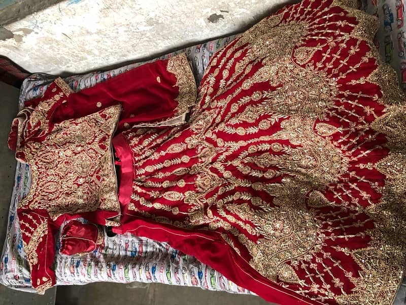 lehnga for girls new condition 3