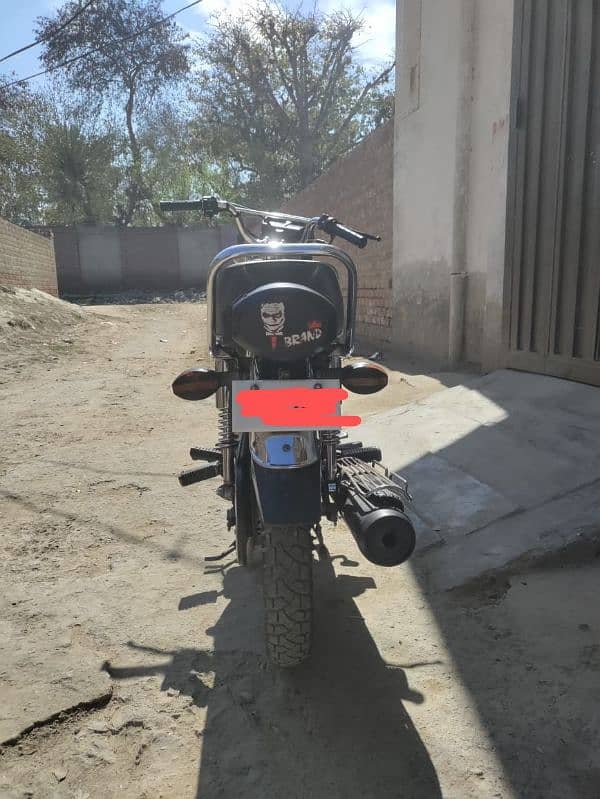 Honda 125 condition 9/10 3