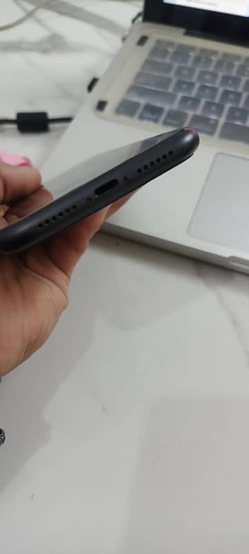 iPhone 11 128gb factory unlock 1