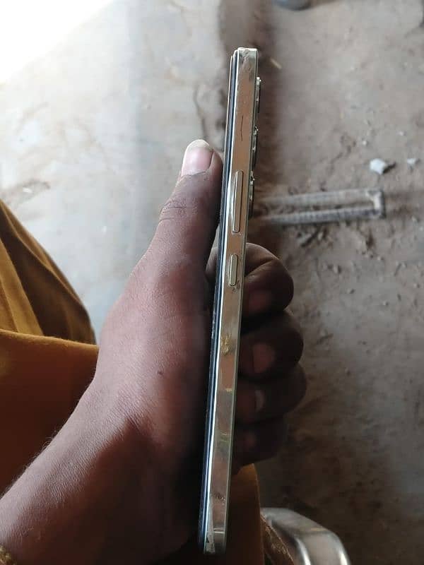 vivo y100 8+8 128urgent sall 1