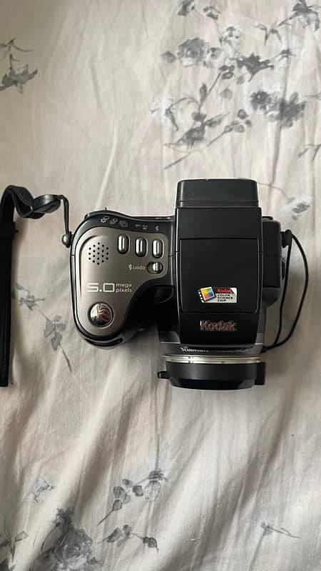 Kodak Easyshare Z7590 5 MP Digital Camera with 10xOptical Zoom 3