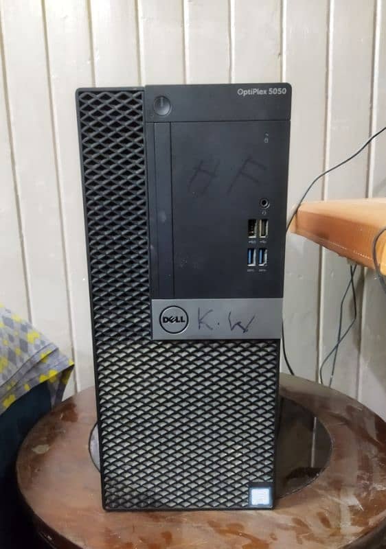 Dell Optiplex 5040 0