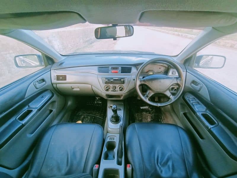 Mitsubishi Lancer 2005 5