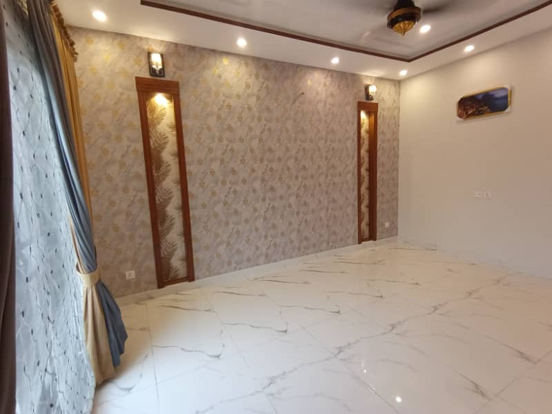 FOR SALE 10 MARLA VERY REASONABLE PRICE IN SECTOR E BAHRIA TOWN LAHORE 42