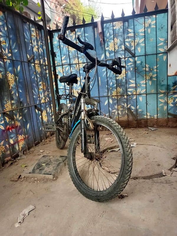 Bicycle in mint condition 1