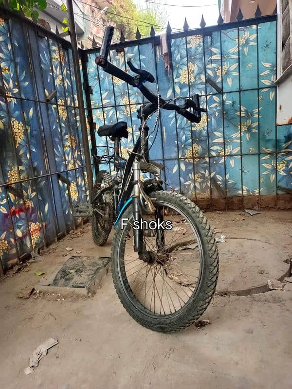 Bicycle in mint condition 9